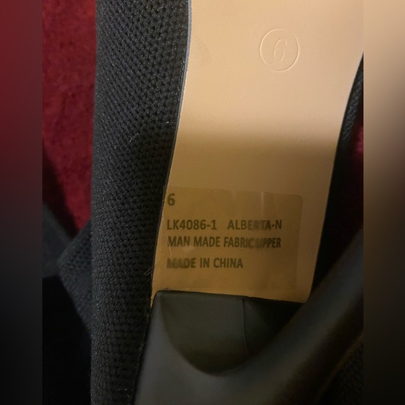 Needs More Attention Knit Over The Knee - Picture 5 of 9